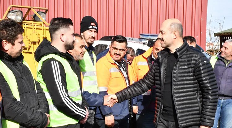 Başkan Kılıç, karla mücadele timlerini unutmadı