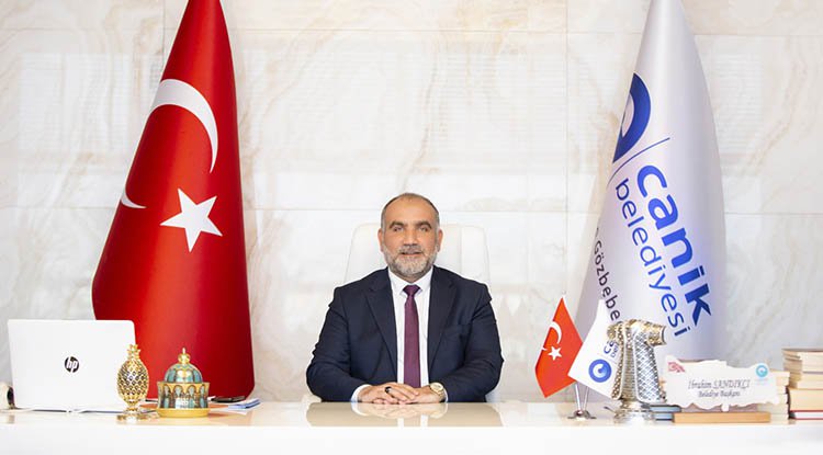 Başkan Sandıkçı'dan bayram mesajı