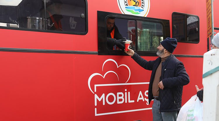 Başkan Türkel’den yürekleri ısıtan jest