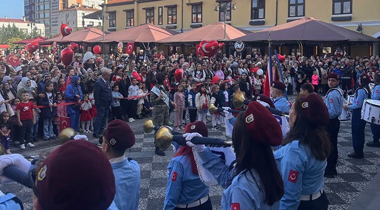 Bulvar AVM'de 101. Yıl Coşkusu