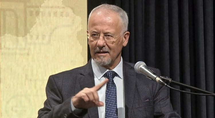 Çakır: Gazetecilerin şartları ağır, hakları az