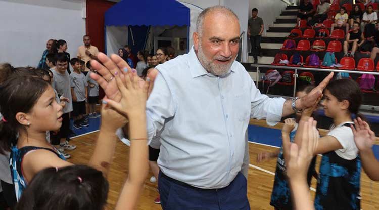 Canik Belediyesi’nden Çocuklara Jest