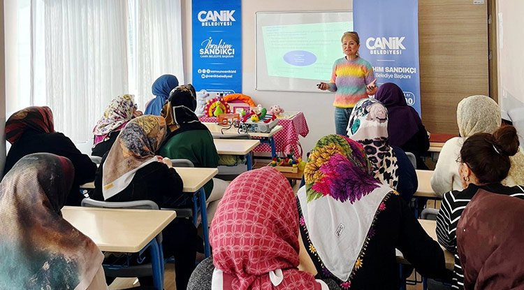 Canik Belediyesi'nden Kadınlara Özel Seminer