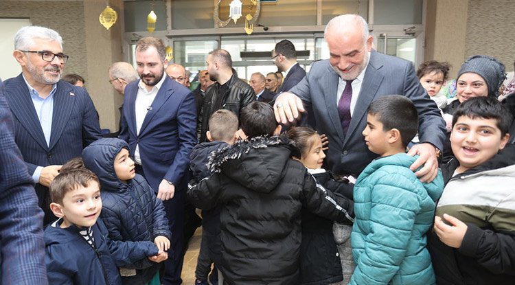 Canik'te Dolu Dolu Bayram