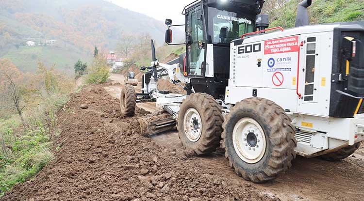 Canik'te Kırsalda Ulaşım Atağı