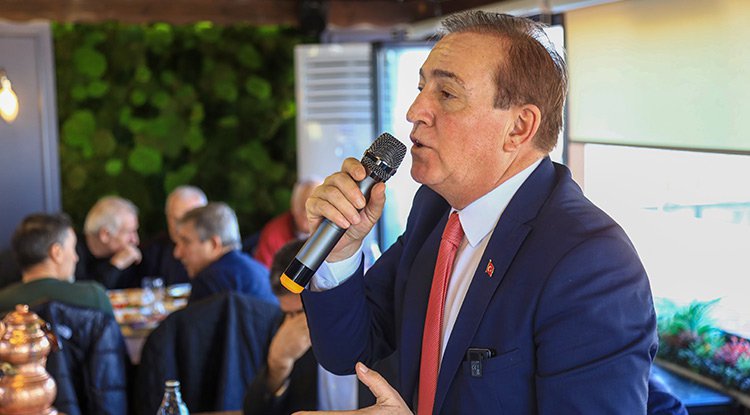 Cevat Öncü: Sporu ve futbol altyapısını destekleyeceğiz