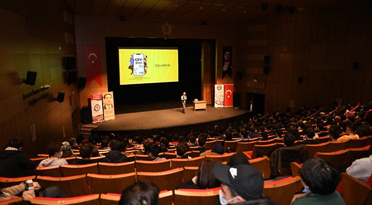 Çevrimiçi Gençlik Samsun’da öğrencilerle buluştu