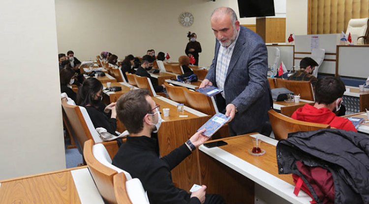Gençlerden Sandıkçı'ya ziyaret