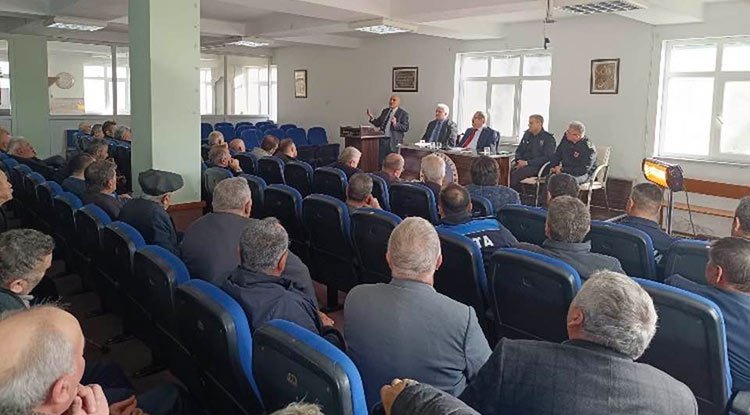 Kaymakam Sağlam gönülleri fethediyor