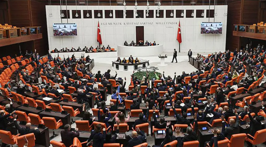 Öğrenci affı TBMM genel kurulunda kabul edildi