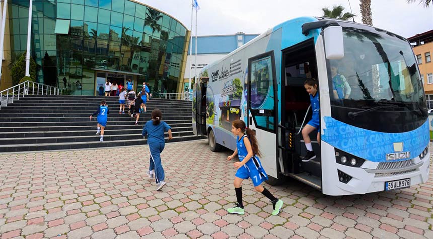 Canik'te Gençler Sporla Buluşuyor
