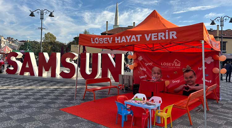 LÖSEV’den 'Turuncu Çadır' Etkinliği