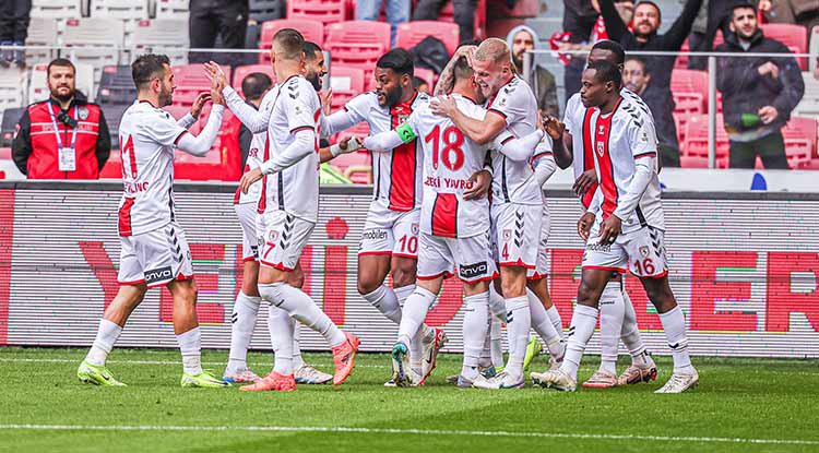 Reeder Samsunspor coştu bir kere