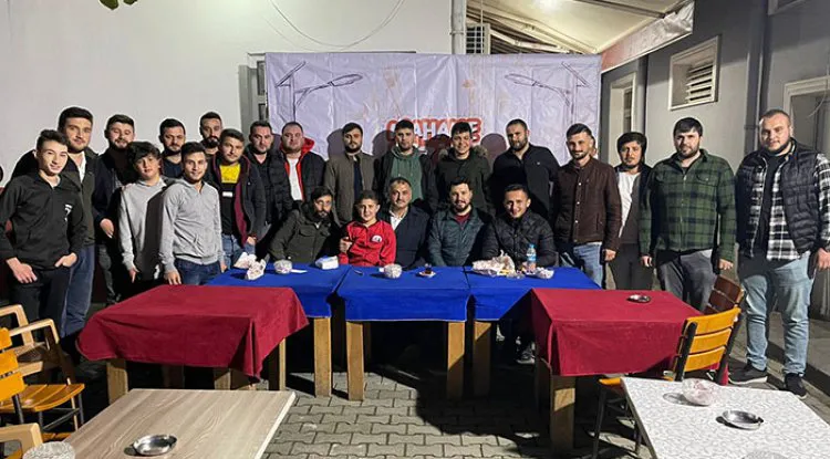 Salıpazarı'nda 'Mahalle Bizim, Gençlik Bizim' toplantısı
