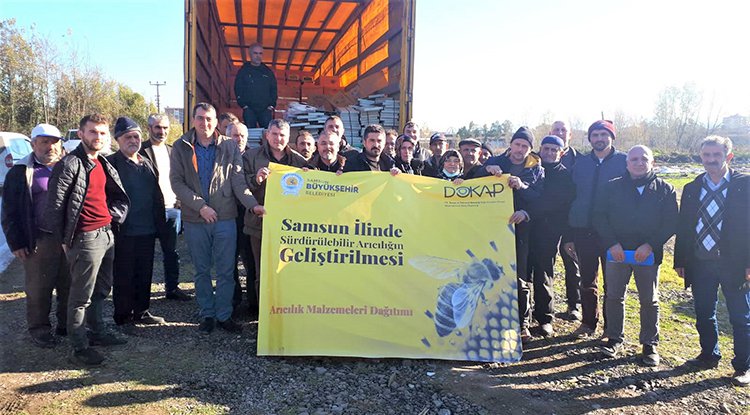 Samsun Büyükşehir'den arıcılara ekipman desteği