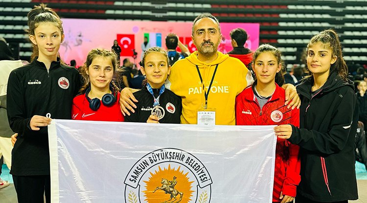Samsun Büyükşehir’in madalya avcıları