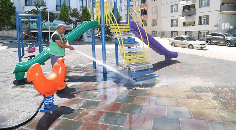 Samsun Canik'te Parklar Tertemiz