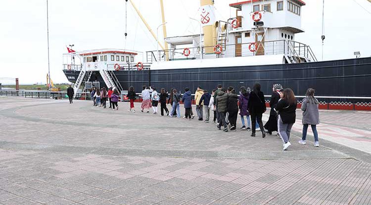 Samsun'da öğrenciler şehrin tarihini tanıyor