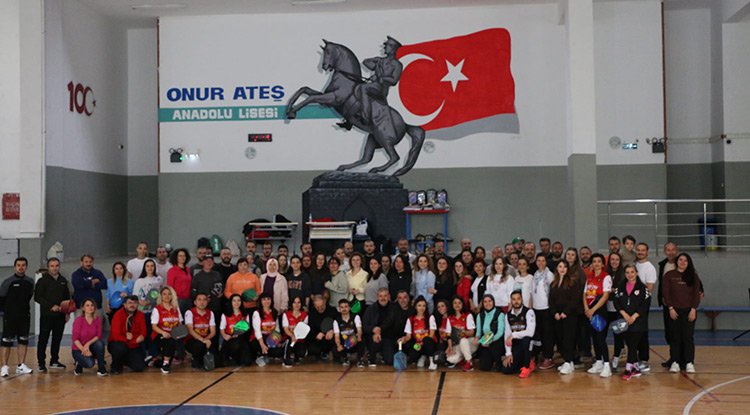 Samsun'da öğretmenler Pickleball'la tanıştı