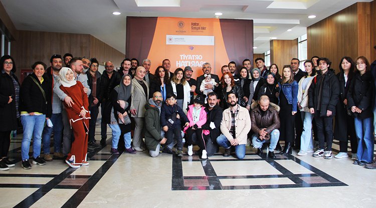 Samsun'da tiyatro günlerine muhteşem final