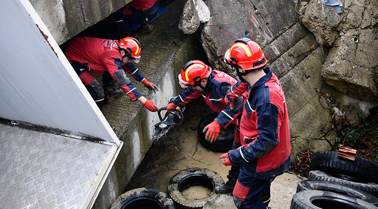 Samsun İtfaiyesi doğal afetlere karşı 7/24 hazır