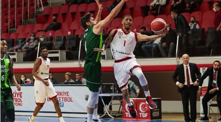 Samsunspor baskette dolu dizgin