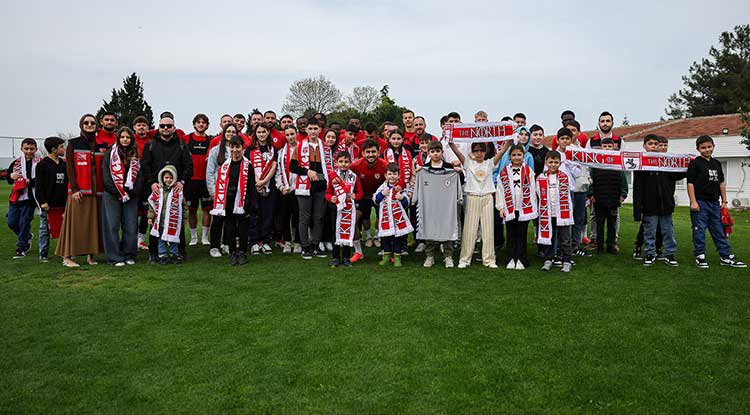 Samsunspor'da çocuk sesleri yükseldi