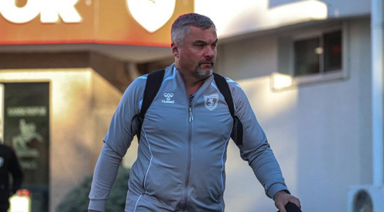 Samsunspor Mainz maçı için Almanya'ya gitti