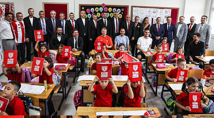 Samsunspor sevgisi okullarda aşılanıyor