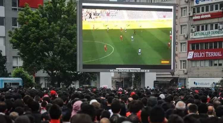 Samsunspor'un Avrupa Ligi heyecanıı dev ekranda