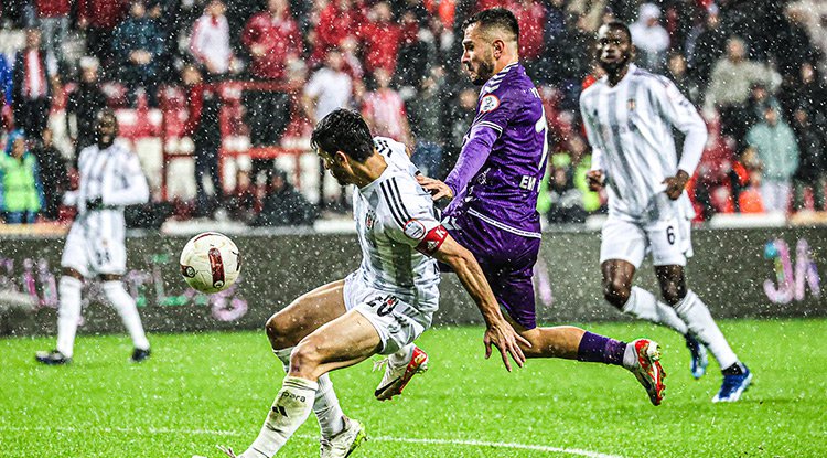 SAMSUNSPOR YİNE PUANSIZ AYRILDI