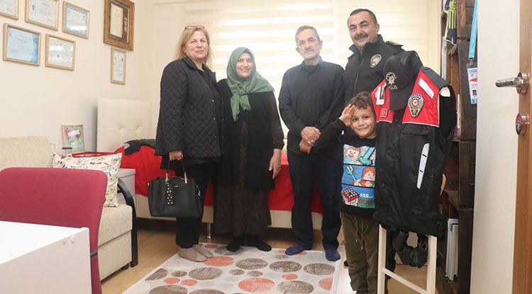 Şehit ailelerine anlamlı ziyaret