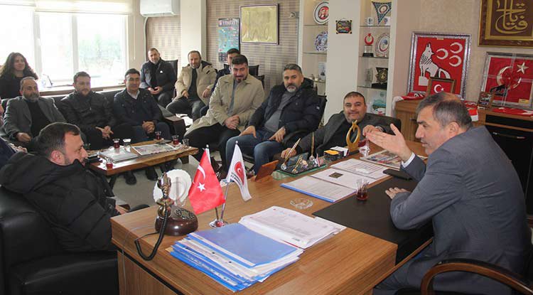 SİMDER'den siyasi parti turu