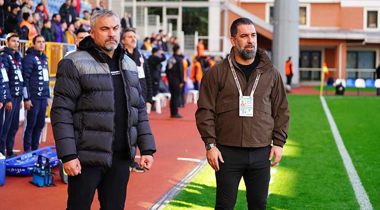 Thomas Reis: Alacağımız dersler var