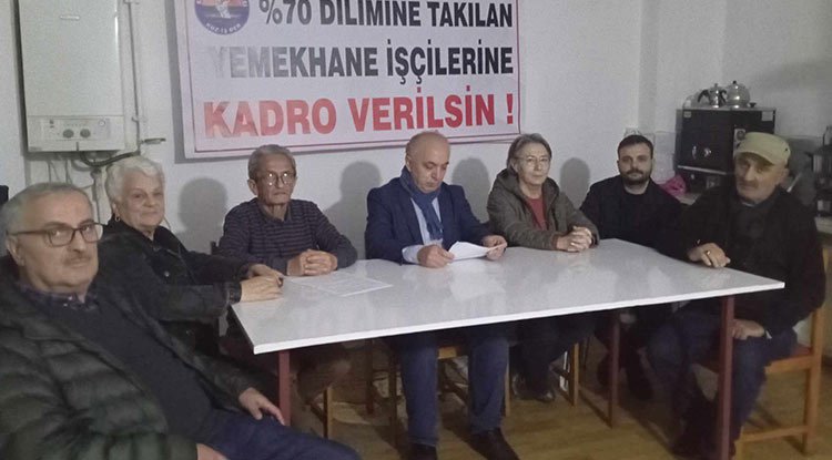 Yemekhane işçilerine 'kadro' çağrısı